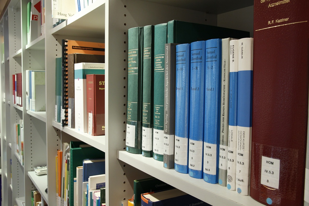 books, science, shelf-408220.jpg