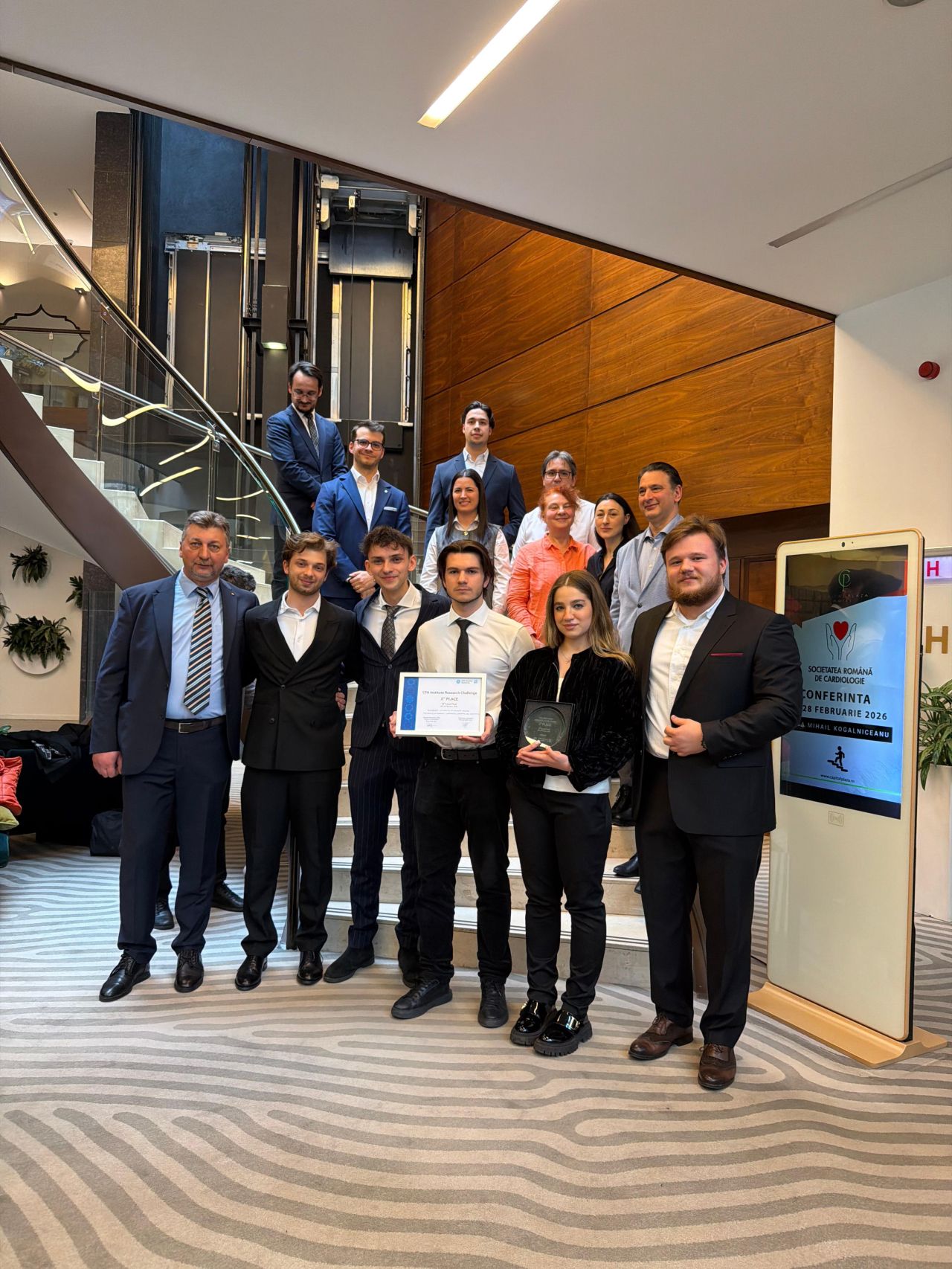 Locul II la etapa locală a CFA Research Challenge